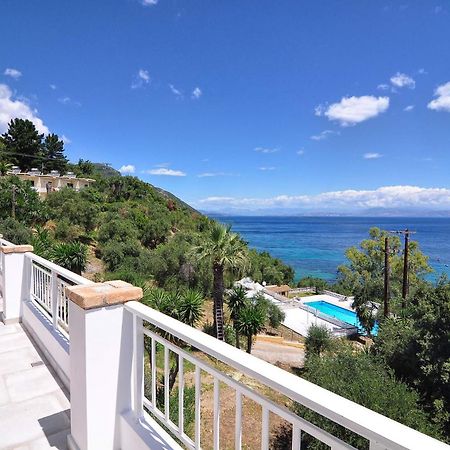 Veroniki Penthouse Deluxe Apartment Agios Ioannis Peristeron  Bagian luar foto