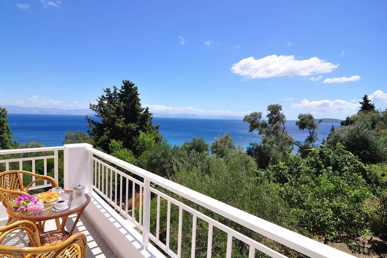 Veroniki Penthouse Deluxe Apartment Agios Ioannis Peristeron  Bagian luar foto